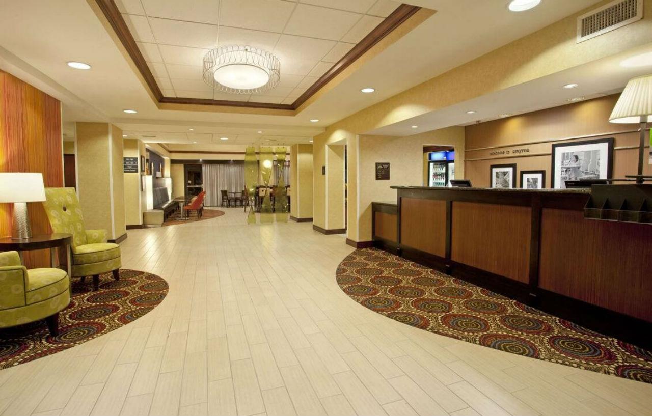 Hampton Inn & Suites Nashville-Смирна Екстериор снимка
