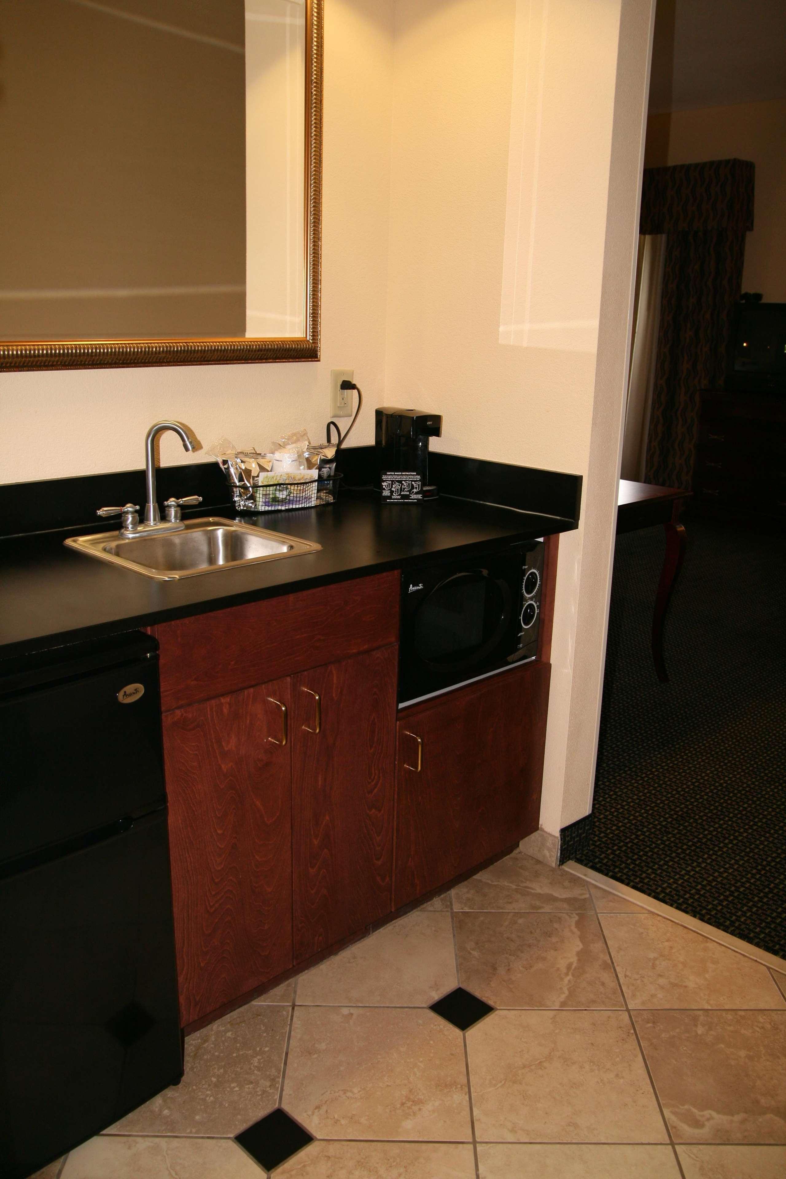 Hampton Inn & Suites Nashville-Смирна Екстериор снимка