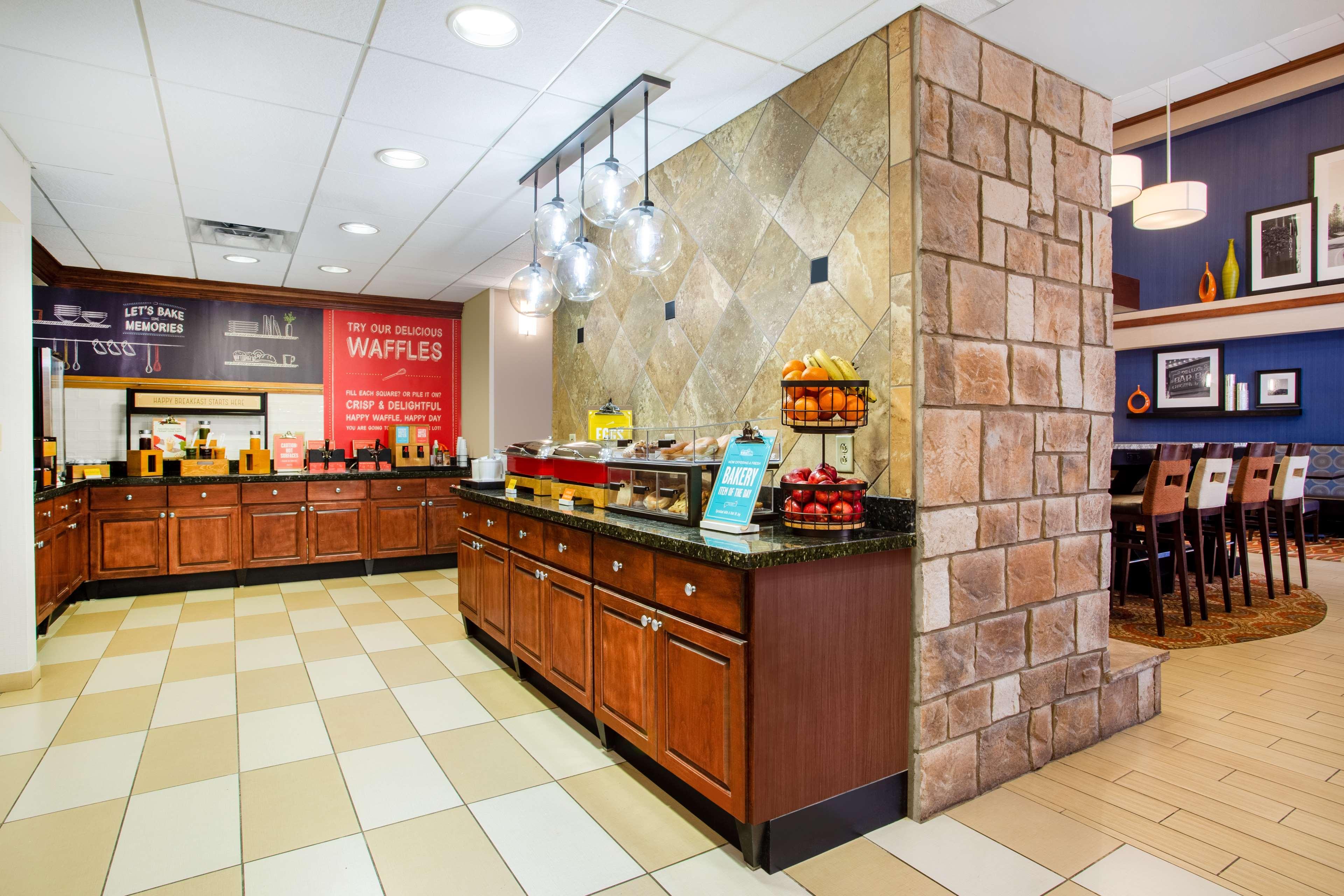 Hampton Inn & Suites Nashville-Смирна Екстериор снимка