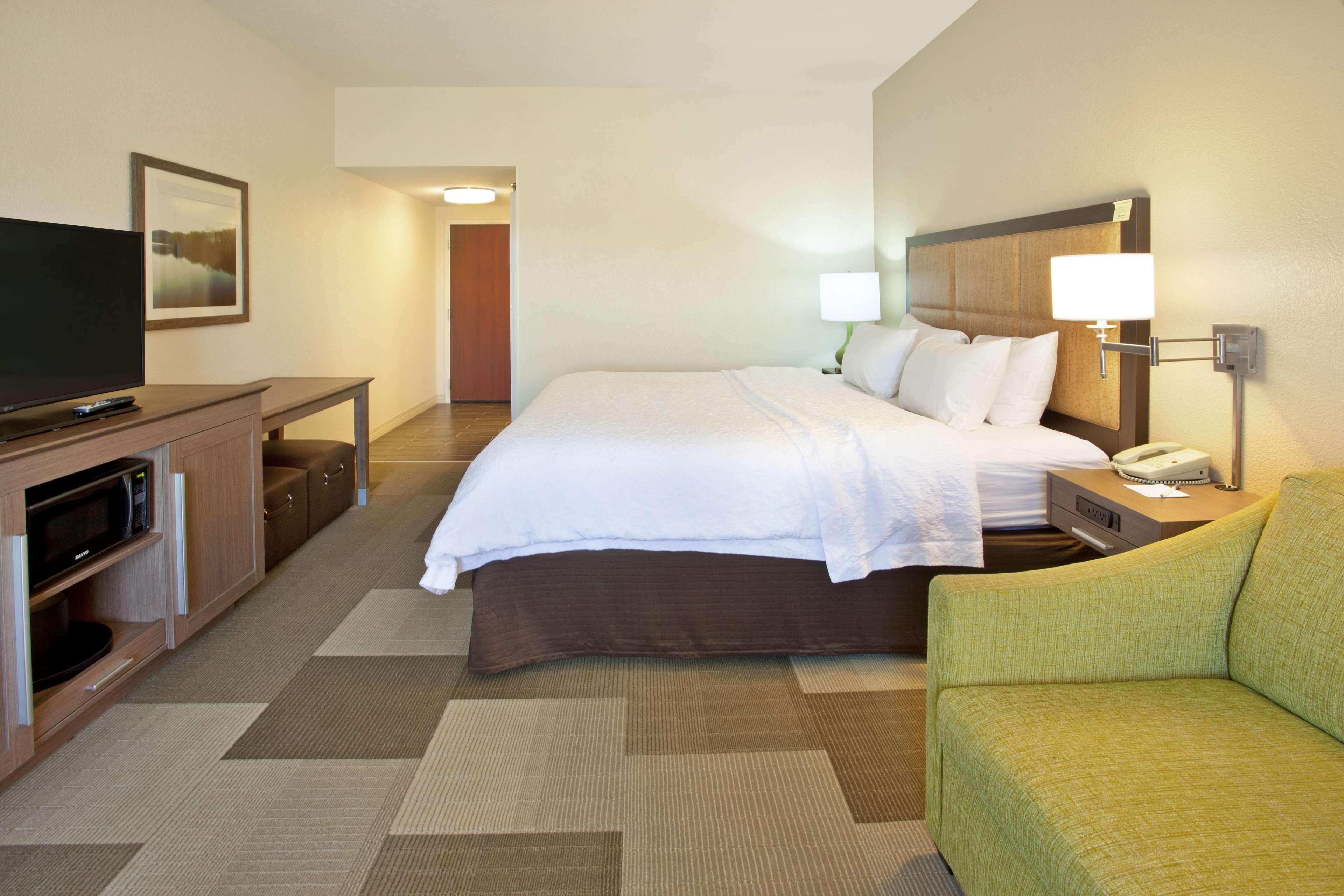 Hampton Inn & Suites Nashville-Смирна Екстериор снимка