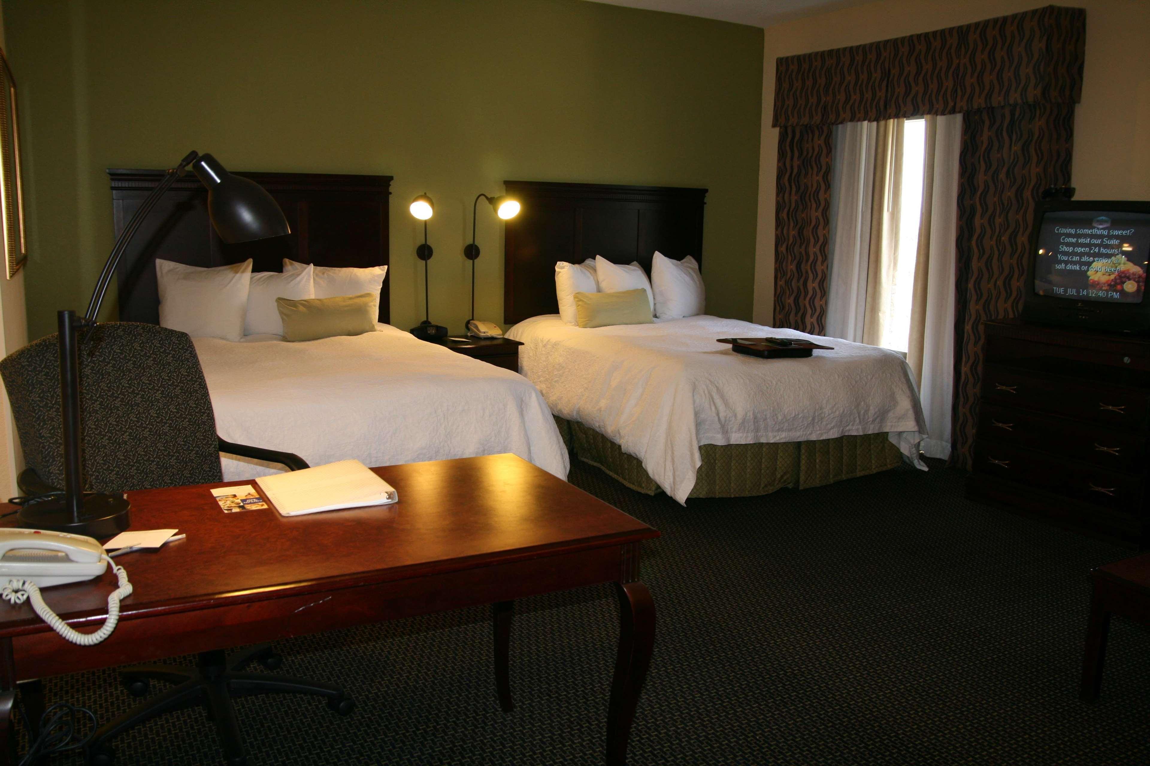 Hampton Inn & Suites Nashville-Смирна Екстериор снимка