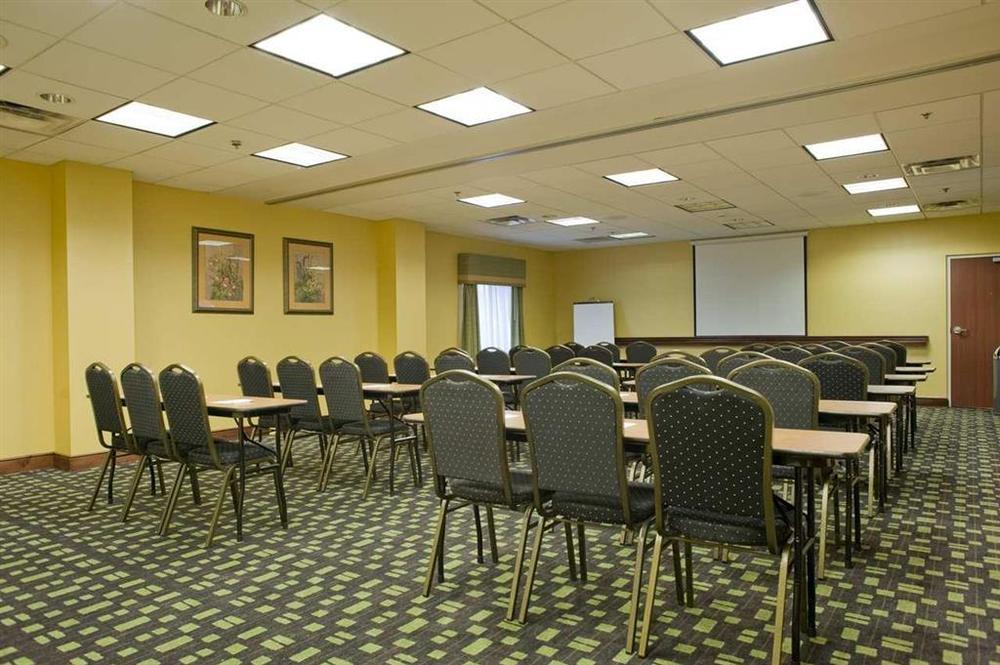 Hampton Inn & Suites Nashville-Смирна Съоръжения снимка