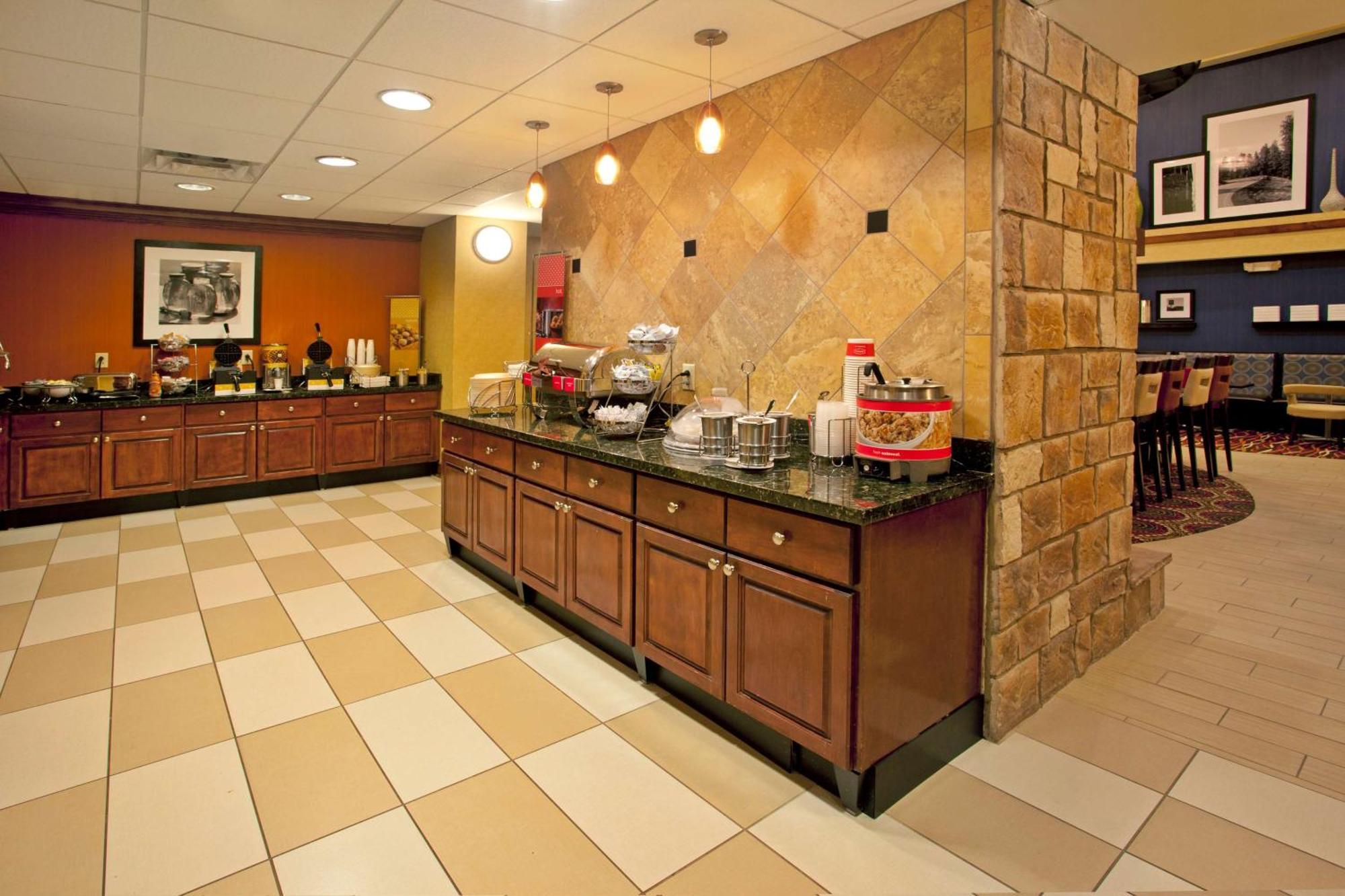 Hampton Inn & Suites Nashville-Смирна Екстериор снимка