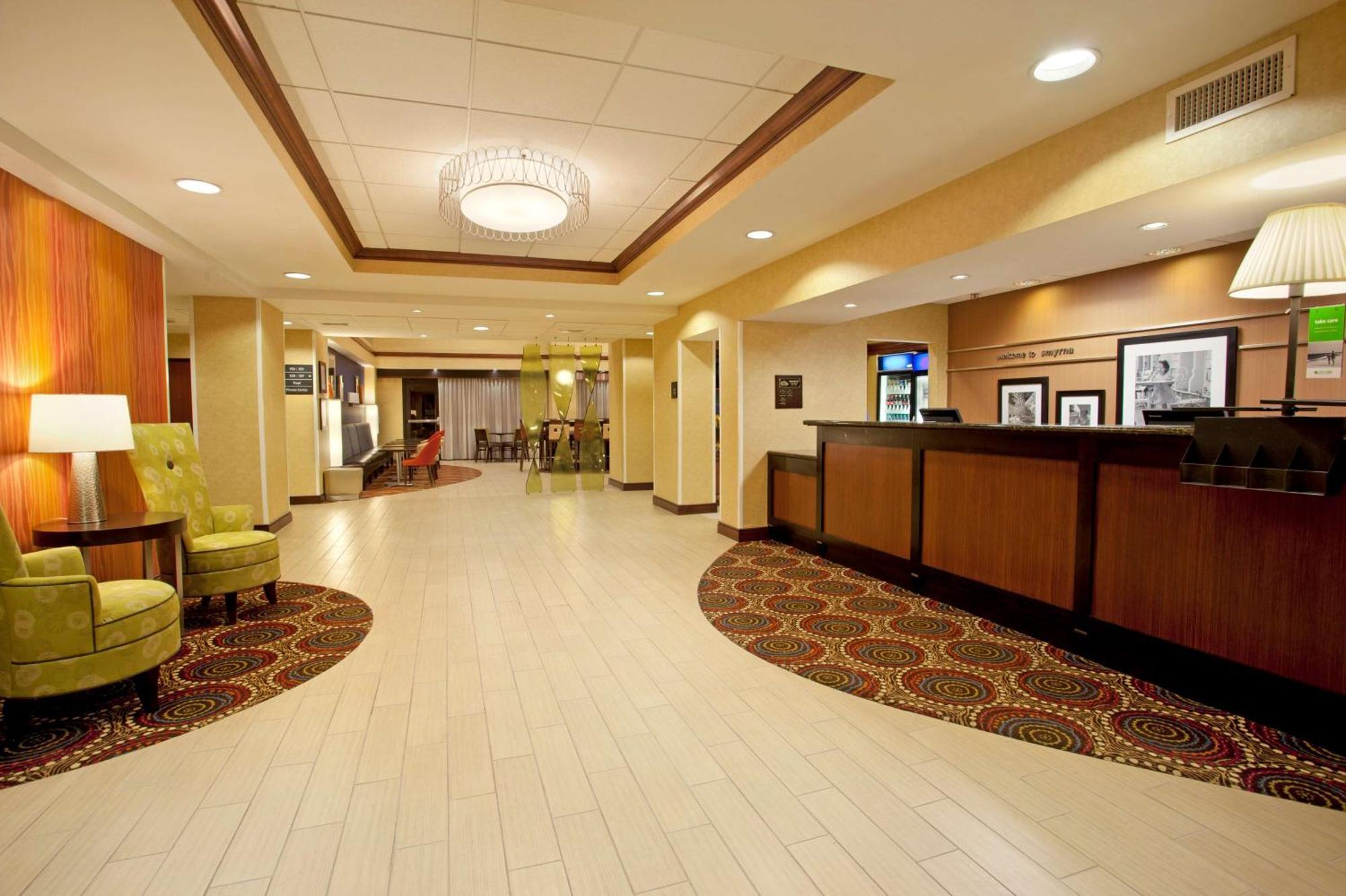 Hampton Inn & Suites Nashville-Смирна Екстериор снимка