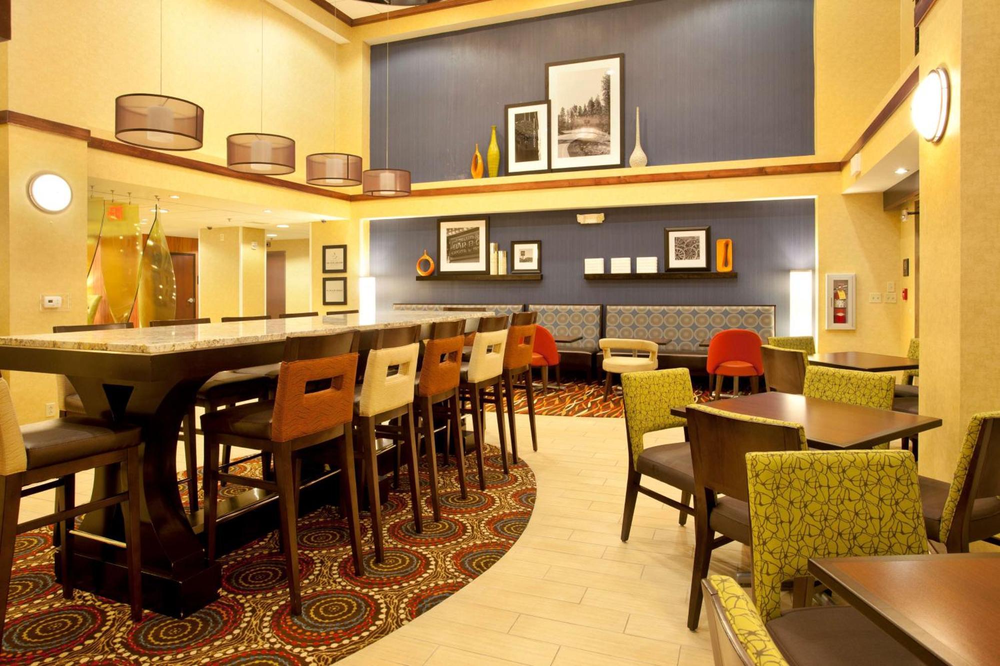 Hampton Inn & Suites Nashville-Смирна Екстериор снимка